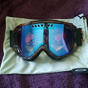 Smith snowboarding goggles